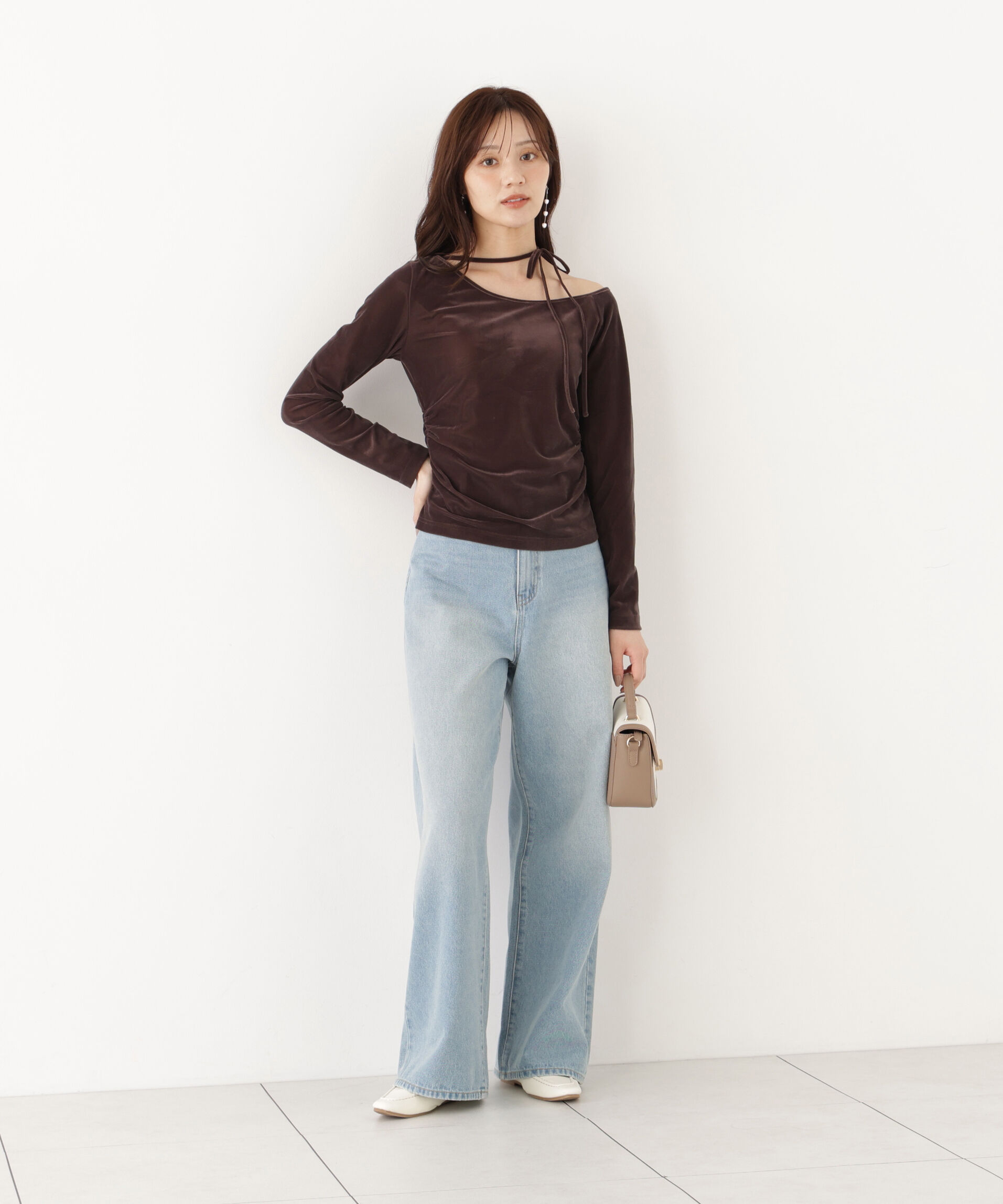  「＜a/mie＞リボンシアーベロアカットソー 26AW」|Tシャツ・カットソー|