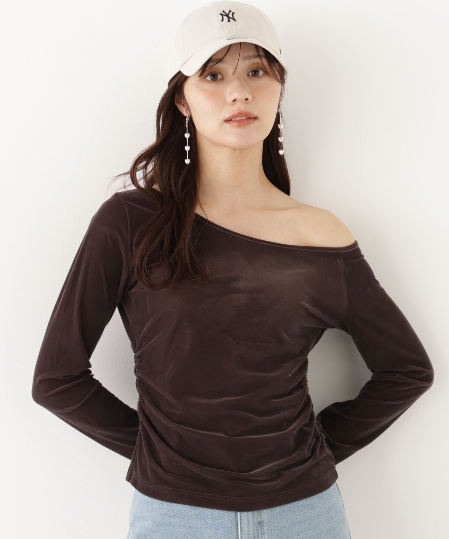  「＜a/mie＞リボンシアーベロアカットソー 26AW」|Tシャツ・カットソー|
