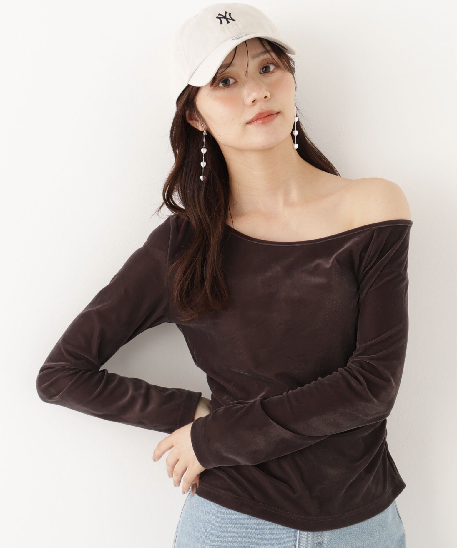  「＜a/mie＞リボンシアーベロアカットソー 26AW」|Tシャツ・カットソー|