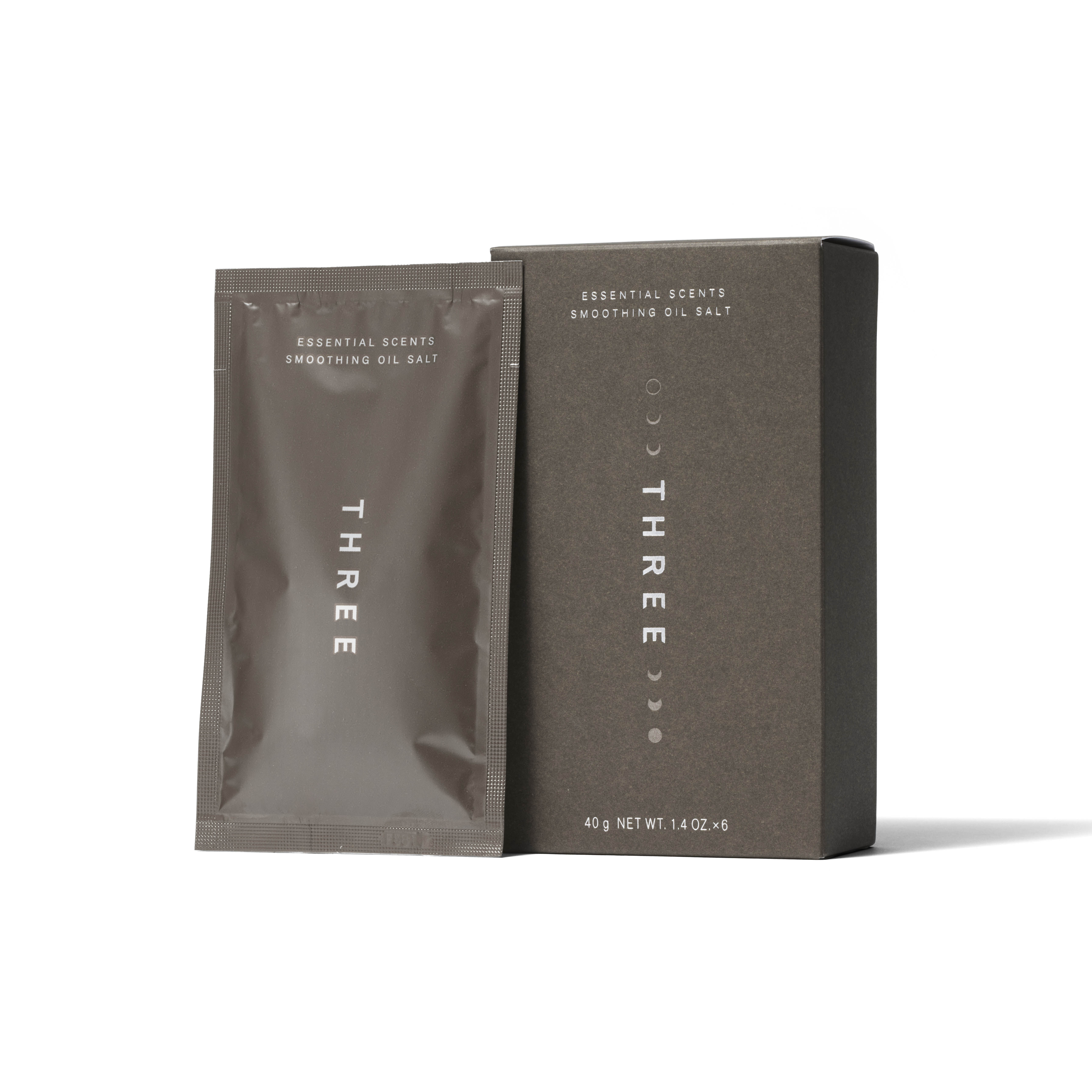 THREE「THREE エッセンシャルセンツ スムージング オイルソルト MN」|入浴剤・バスグッズ|―