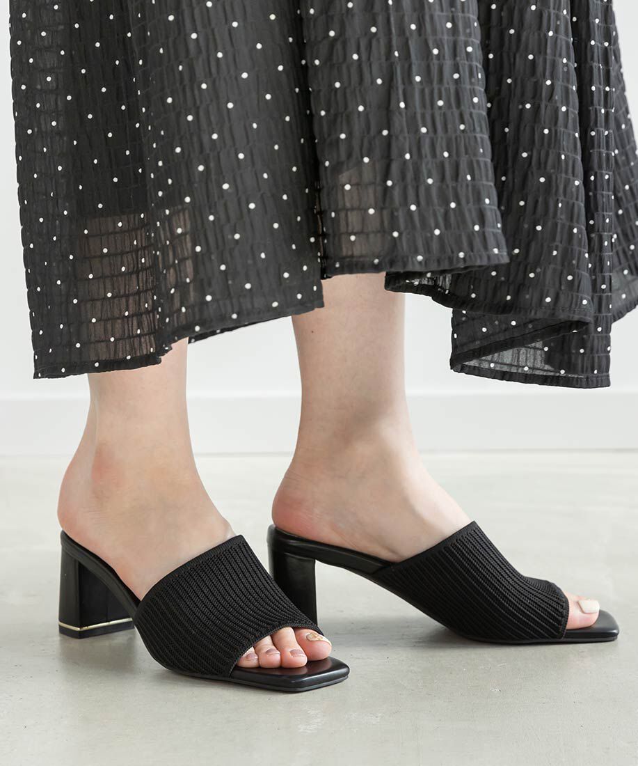  「【SUSTAINABLE】アシンメトリーニットミュールサンダル」|パンプス|