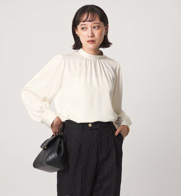 UNITED ARROWS green label relaxing「サテン スタンドネック ギャザー ブラウス」|シャツ・ブラウス|OFF WHITE