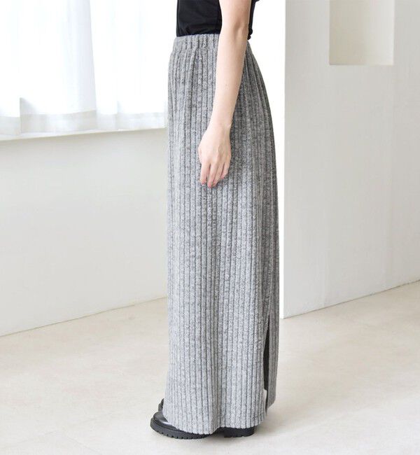 quaranciel「《予約》quaranciel:〈手洗い可能〉ポリエステル ベロア スキッパー ニット &  Iライン スカート」|ワンピース|