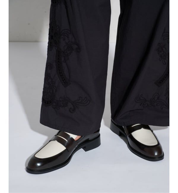 GRISE「《WEB + 一部店舗》GRISEレザースリークトゥローファー」|ローファー|
