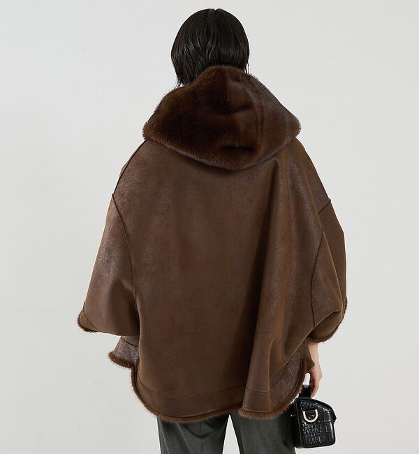 The Store by C' 「【LOU ANDREA】REVERSIBLE CAPE／リバーシブルフェイクファ」|その他|