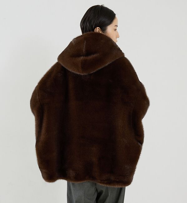 The Store by C' 「【LOU ANDREA】REVERSIBLE CAPE／リバーシブルフェイクファ」|その他|