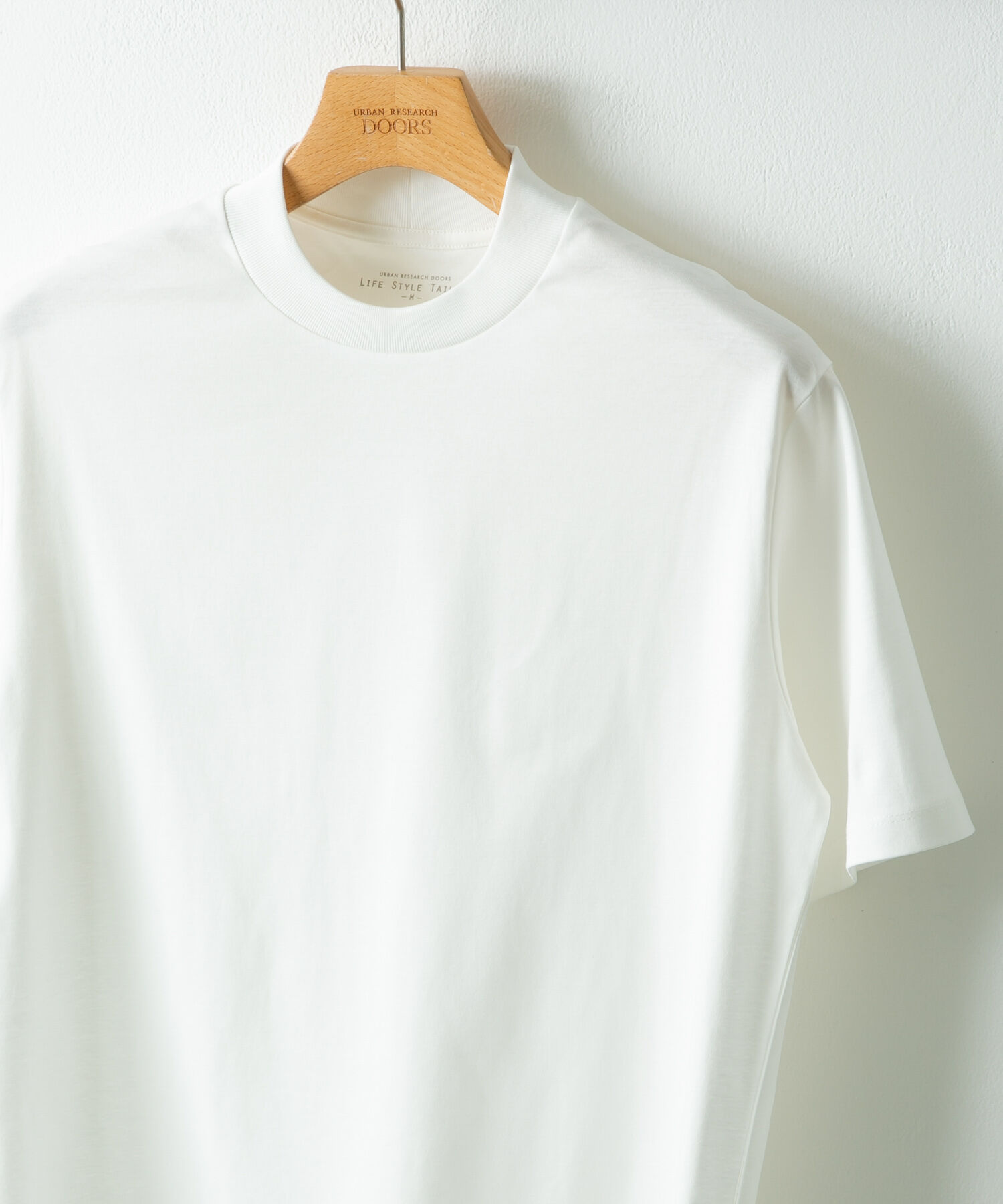 URBAN RESEARCH DOORS「『UR TECH』LIFE STYLE TAILOR　サマシェア ドレスTシャツ」|シャツ・ブラウス|ホワイト