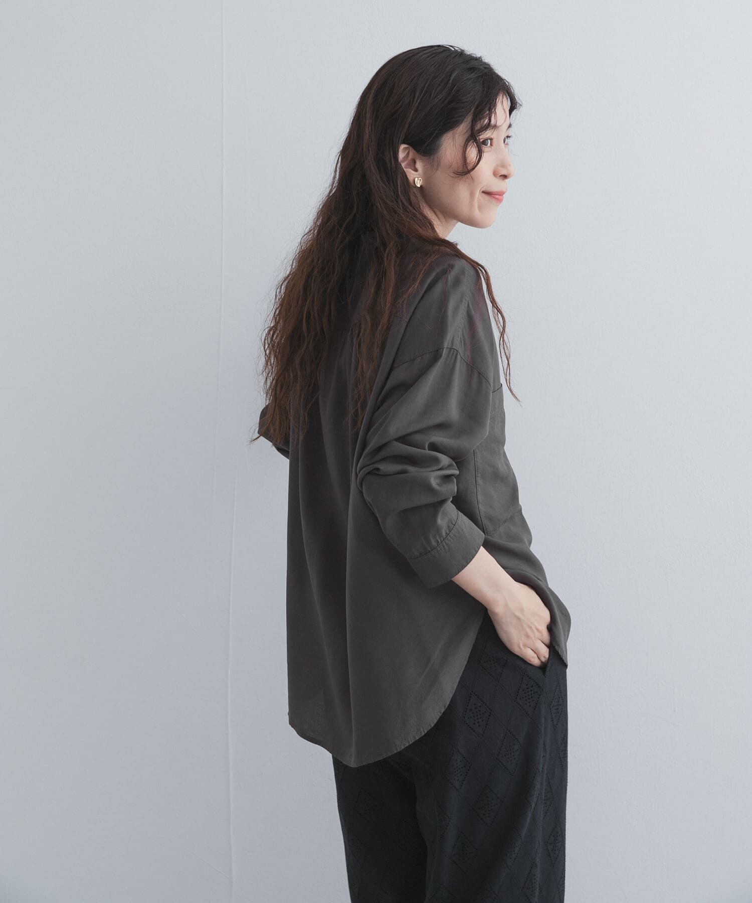 URBAN RESEARCH DOORS「ダブルポケットニュアンスシャツ 26AW」|シャツ・ブラウス|