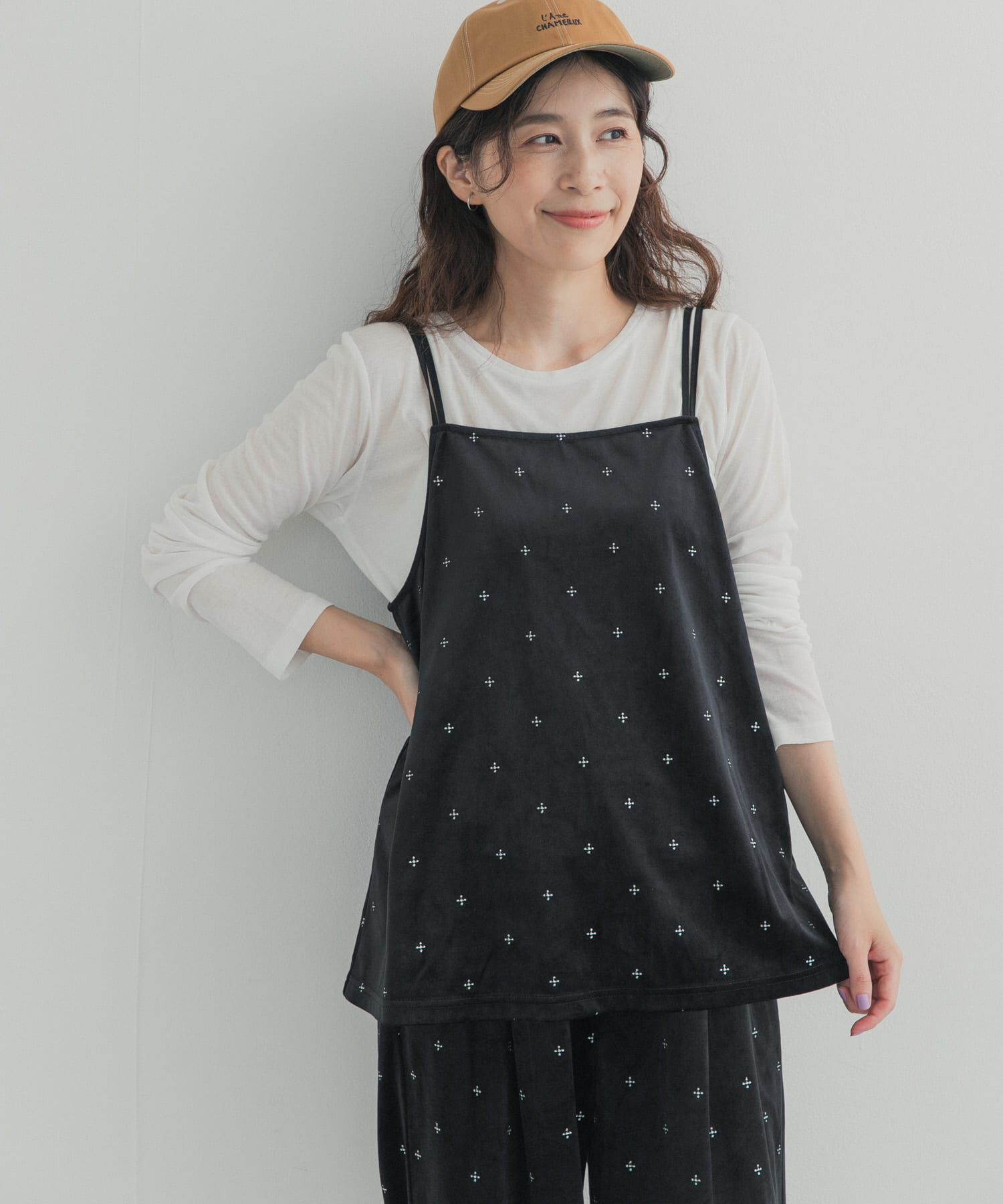 URBAN RESEARCH DOORS「刺繍ベロアキャミチュニック 26AW」|キャミソール|