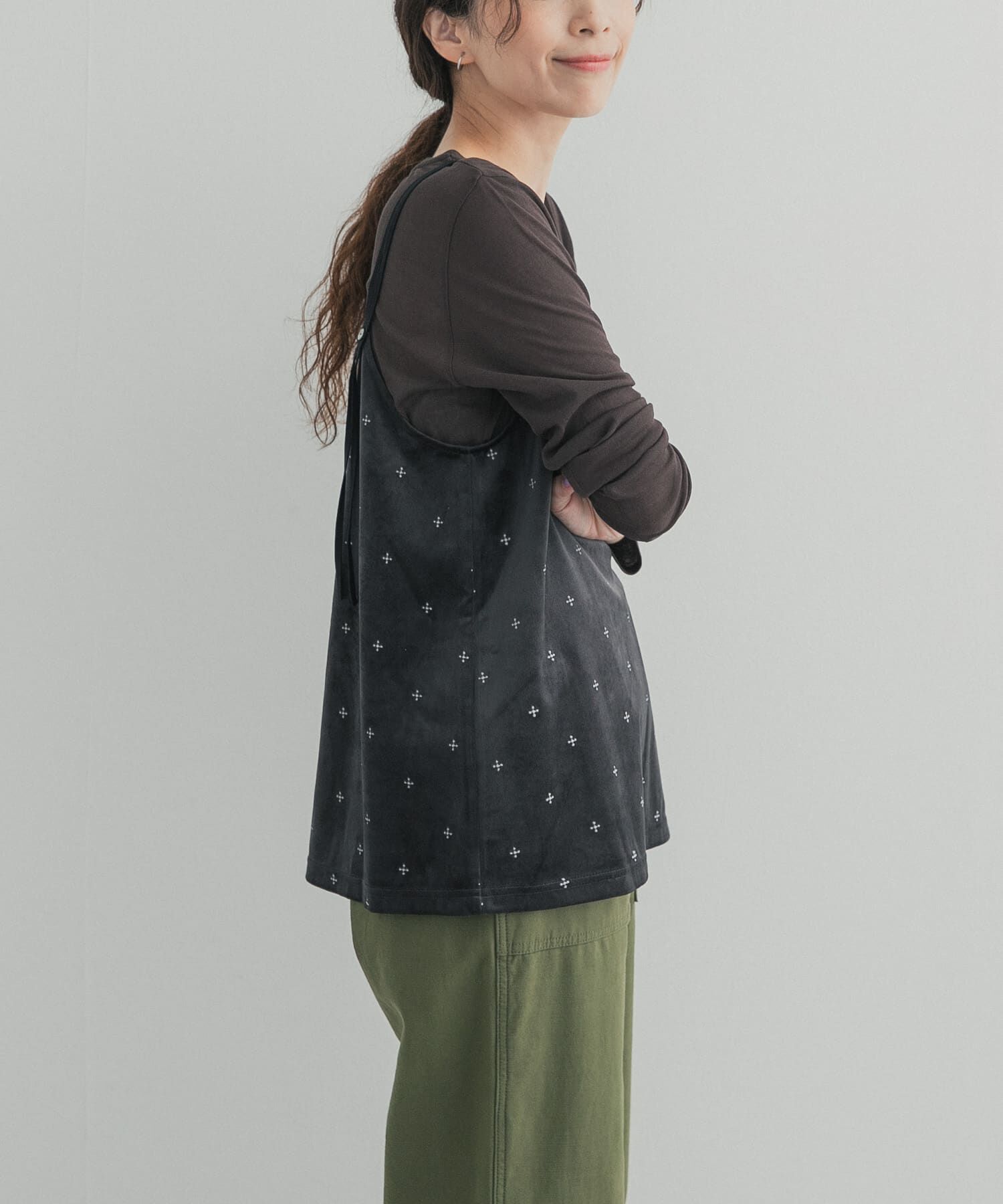 URBAN RESEARCH DOORS「刺繍ベロアキャミチュニック 26AW」|キャミソール|