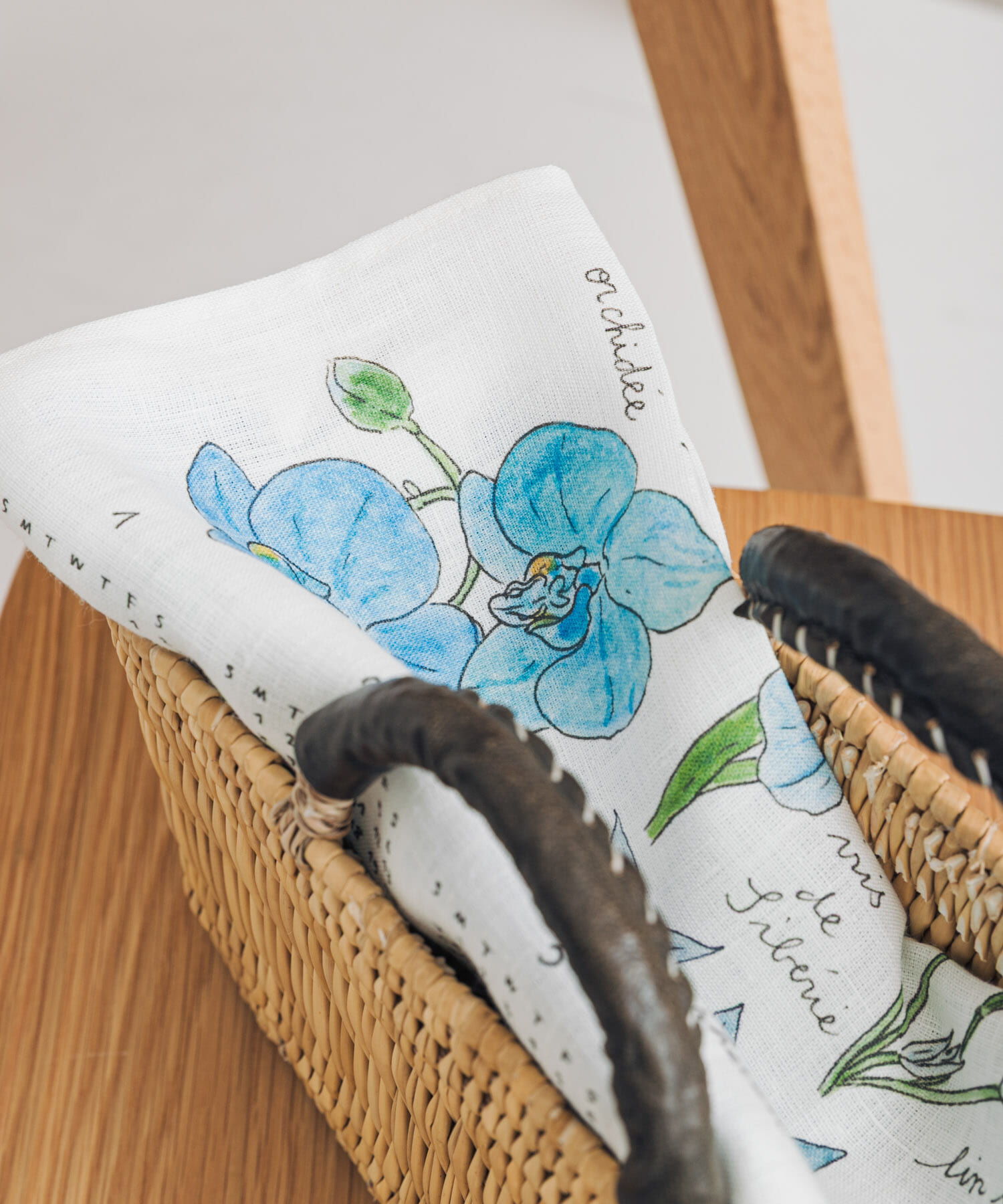 URBAN RESEARCH DOORS「fog linen work　2027 リネン カレンダー いろいろなブルーの花」|その他|