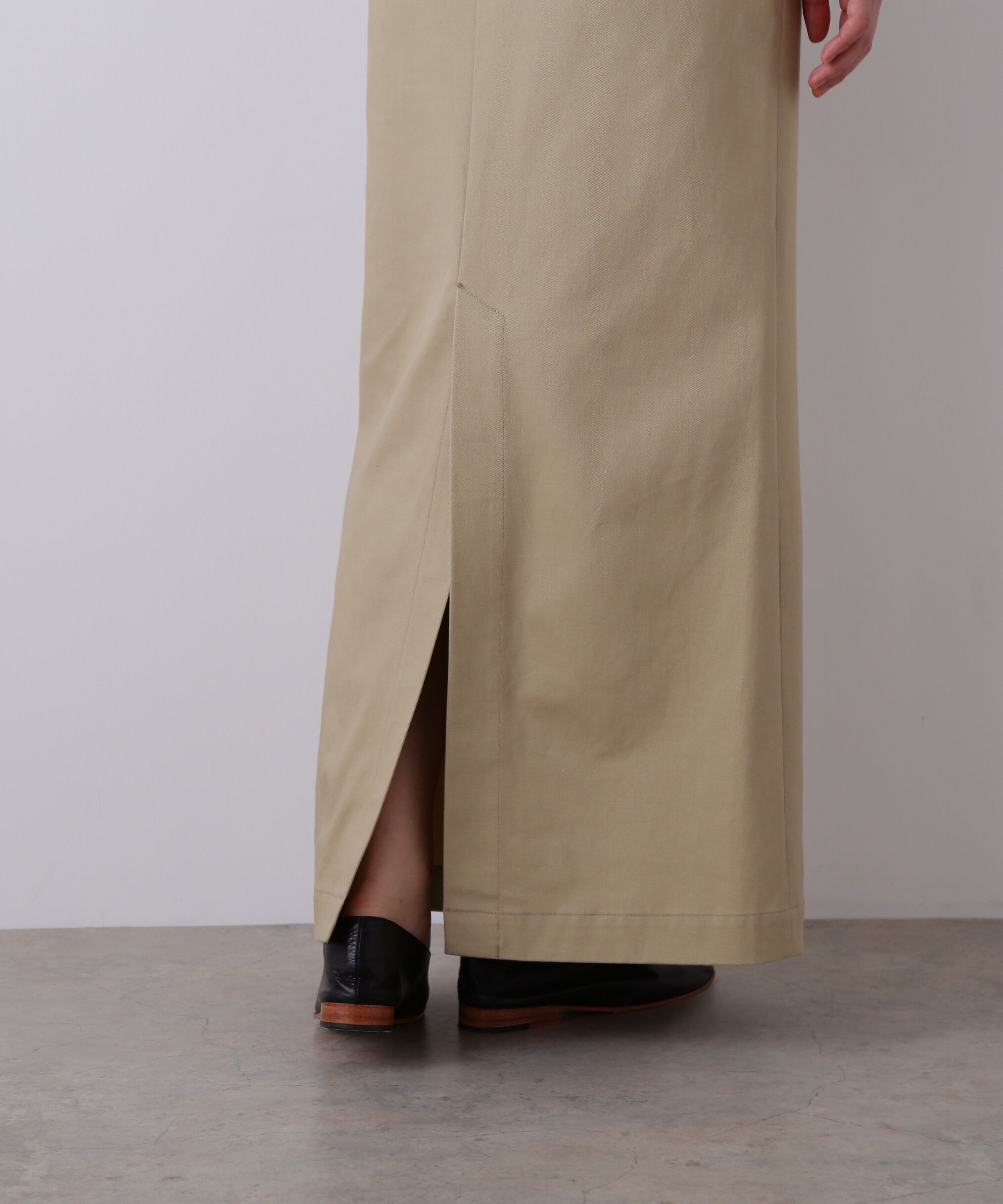 YLEVE 「YLEVE / FINX COTTON CHINO SKIRT」|スカート|