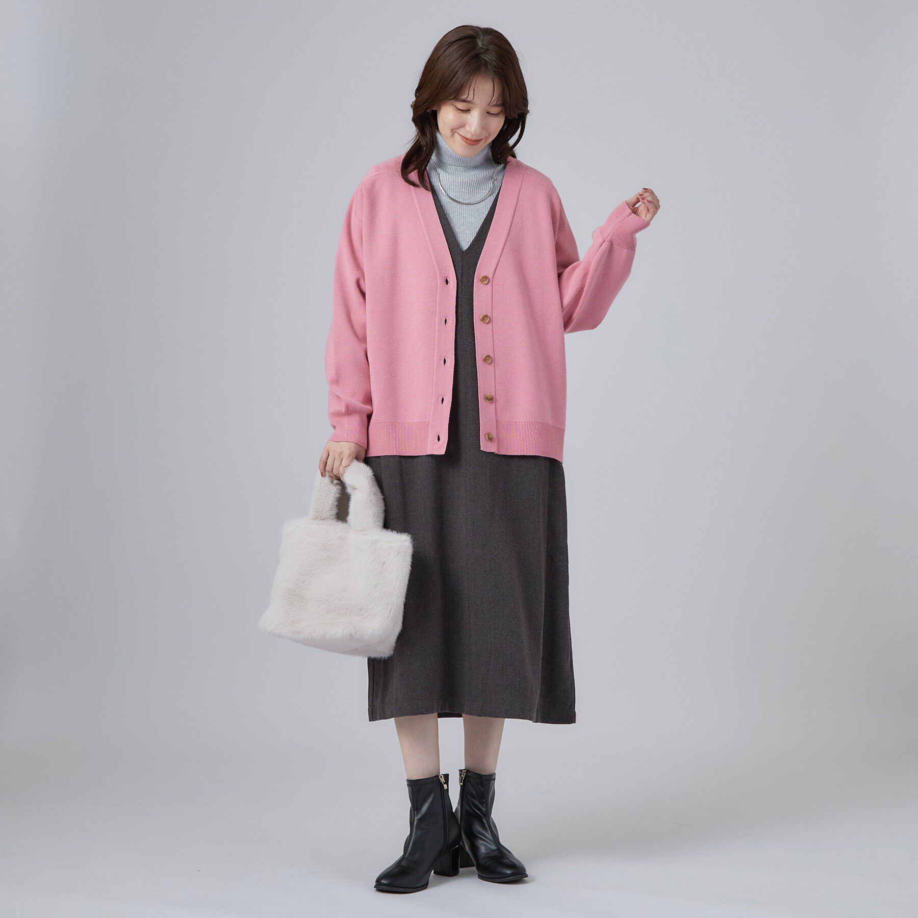 SHOO･LA･RUE「【毛玉になりにくい/S-LL/洗濯機可/体型カバー】Vネックゆったりカーディガン」|カーディガン|