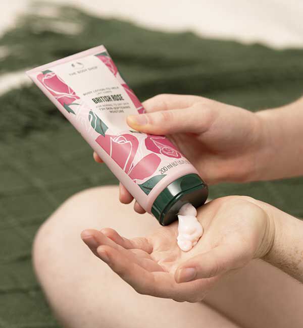 THE BODY SHOP「ミルクイン ボディローション ブリティッシュローズ 200mL」|ボディ保湿|