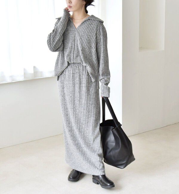 quaranciel「《予約》quaranciel:〈手洗い可能〉ポリエステル ベロア スキッパー ニット &  Iライン スカート」|ワンピース|