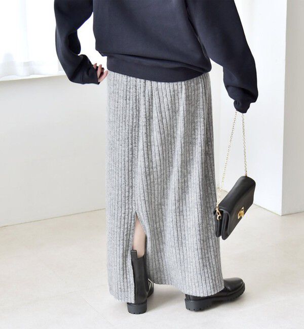 quaranciel「《予約》quaranciel:〈手洗い可能〉ポリエステル ベロア スキッパー ニット &  Iライン スカート」|ワンピース|