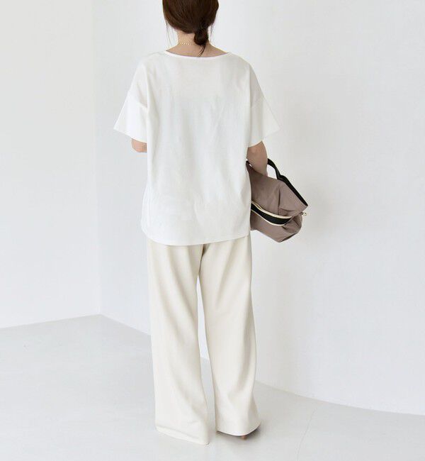 quaranciel「quaranciel:〈接触冷感/汗染み防止加工/洗濯機可能〉Vネック タック ハーフスリーブ TEE」|Tシャツ・カットソー|
