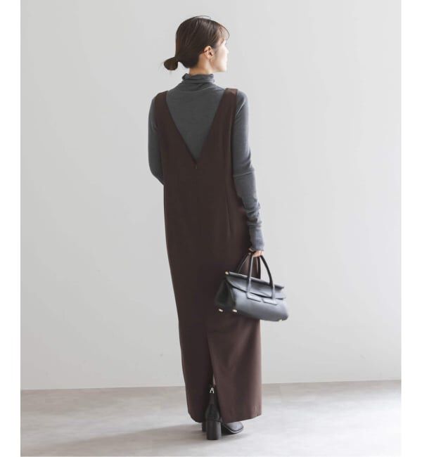 NOBLE「《WEB&一部店舗限定追加》ストレートVネックワンピース」|ワンピース|