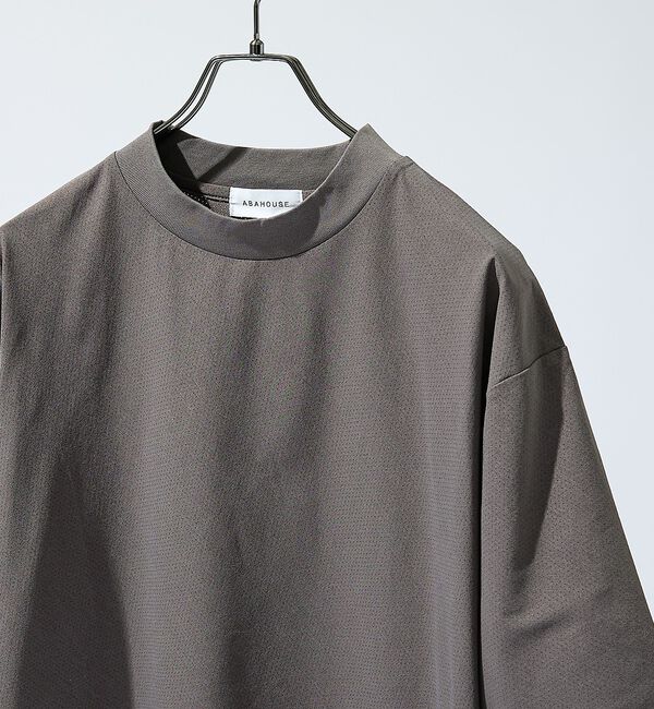 ABAHOUSE「【通気・速乾・ストレッチ】モックネックTシャツ / BREEZE MESH」|Tシャツ・カットソー|モカ