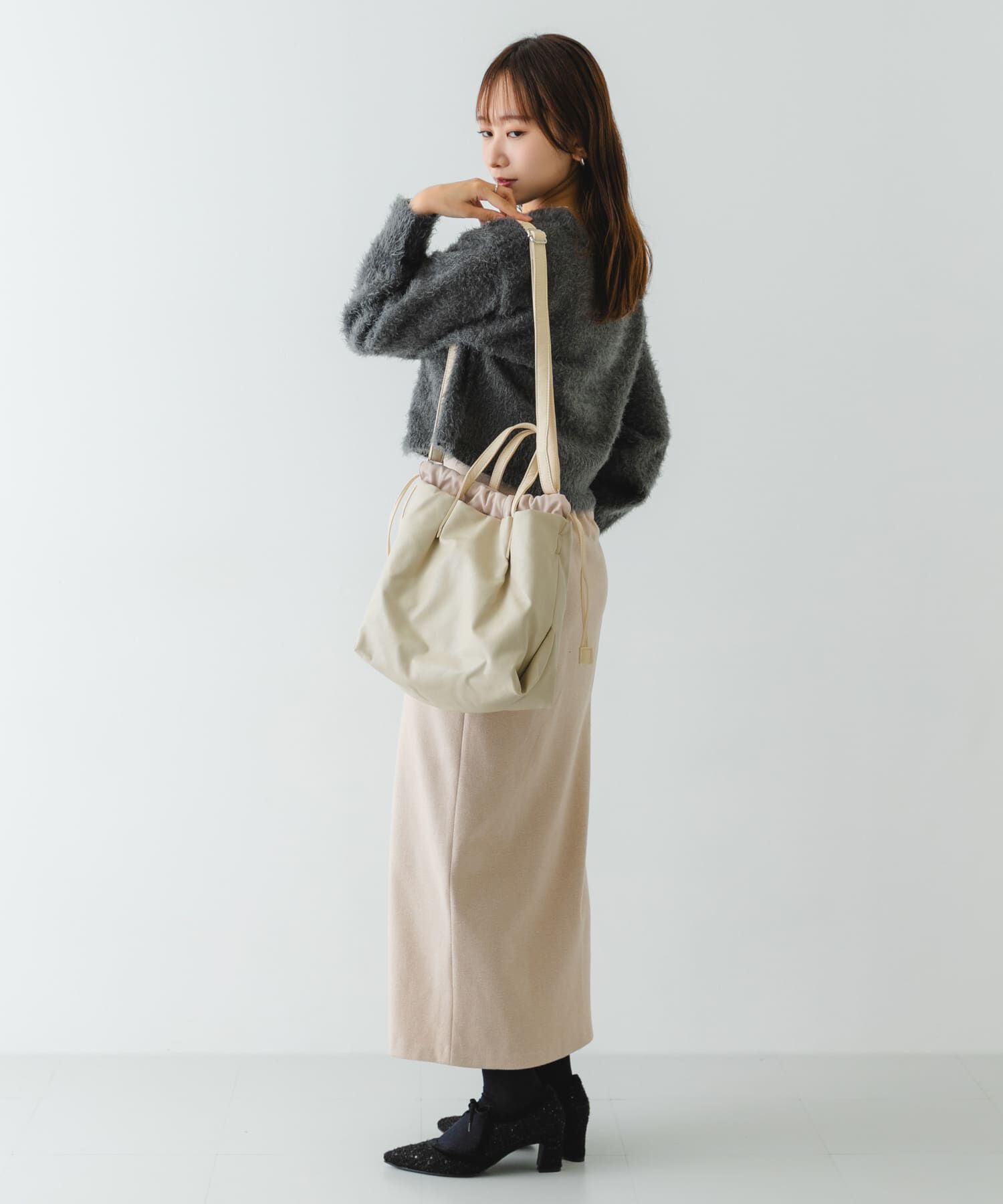 RODE SKO「『MADE IN JAPAN』チャンキーヒールリボンパンプス」|パンプス|