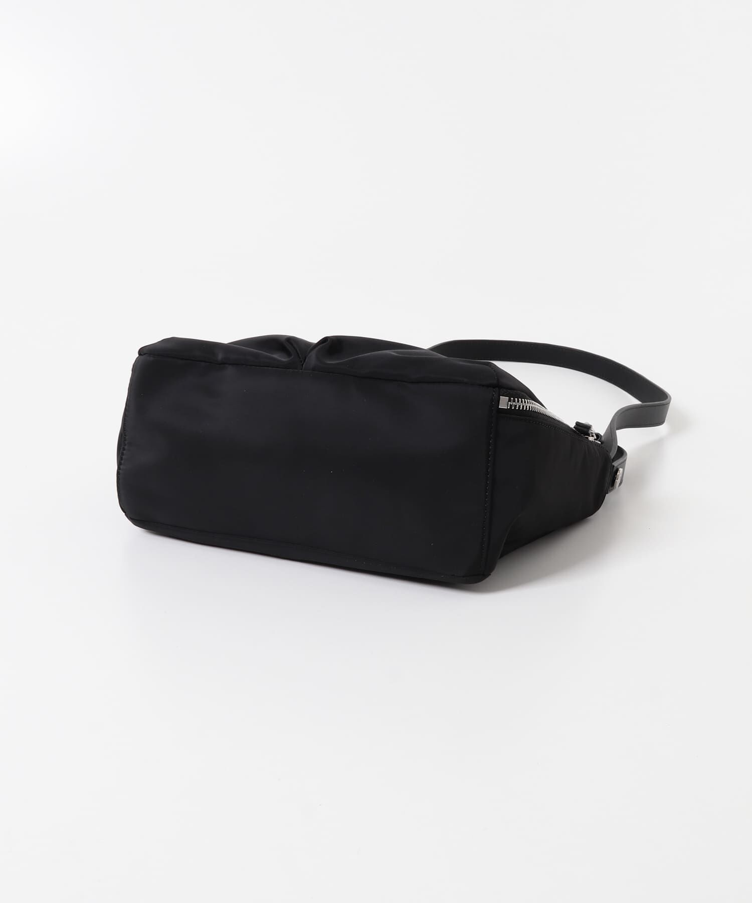 RODE SKO「hun RODESKO　Dual pocket」|ショルダー・メッセンジャー|