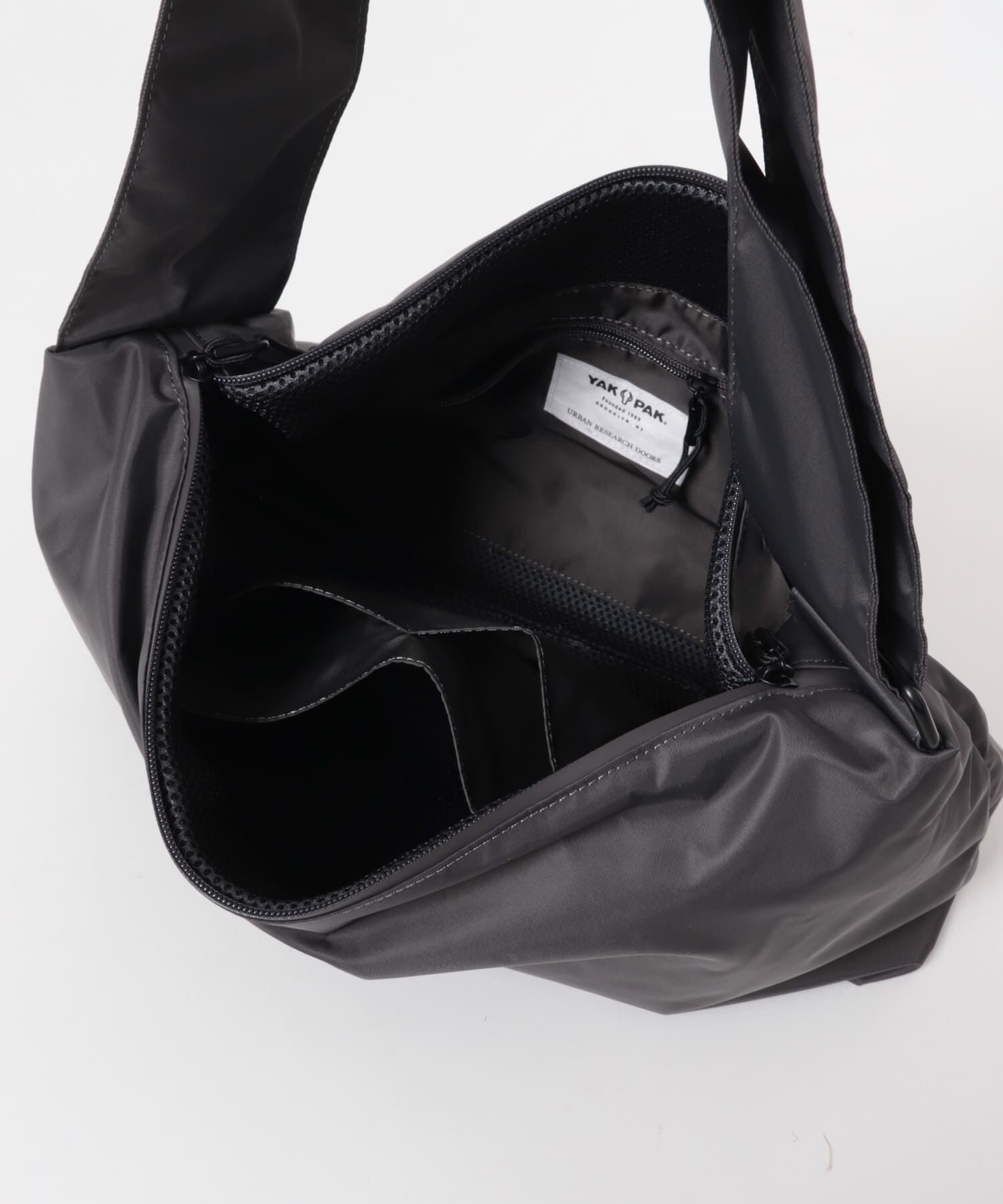URBAN RESEARCH DOORS「『別注』YAKPAK&times;DOORS　SHOULDER BAG M」|ショルダー・メッセンジャー|