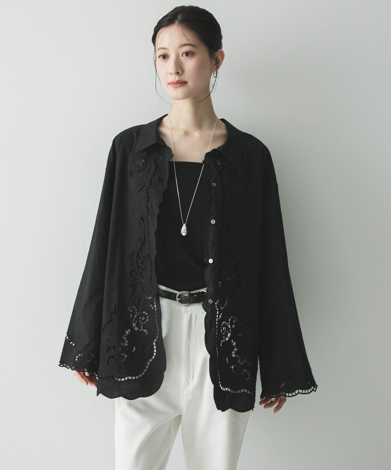URBAN RESEARCH「カットワーク刺繍シャツ」|シャツ・ブラウス|