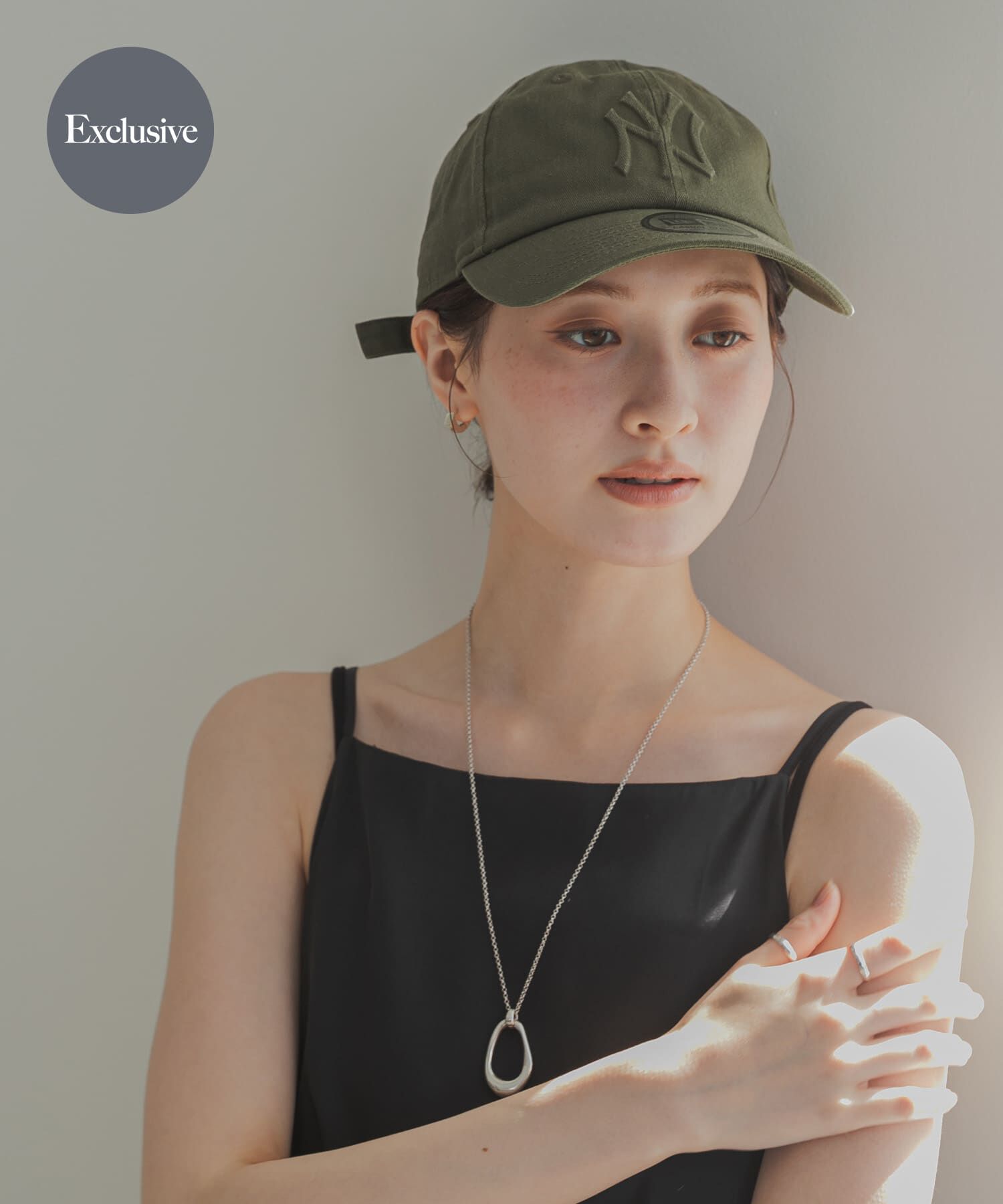 URBAN RESEARCH「『別注』New Era&times;URBAN RESEARCH　CASUAL CLASSIC」|キャップ・キャスケット|オリーブ