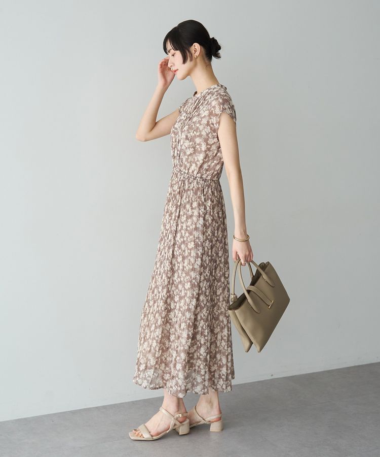 YECCA VECCA「花柄プリーツワンピース」|ワンピース|