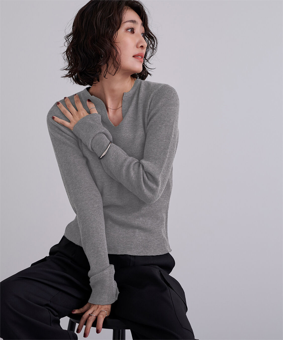 ur's「チクチクしないウールブレンドキーネックリブニット」|ニット・セーター|