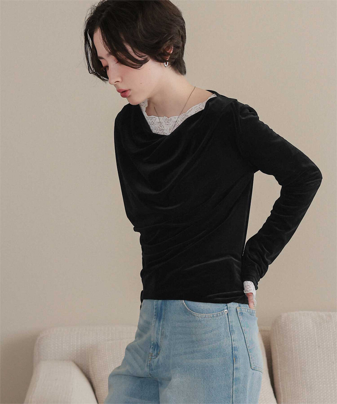 titivate「シアーベロアオフショルダートップス」|Tシャツ・カットソー|