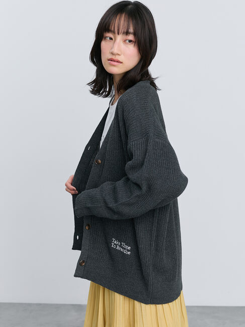 Samansa Mos2「ポイント刺繍Vネックカーディガン」|カーディガン|チャコールグレー