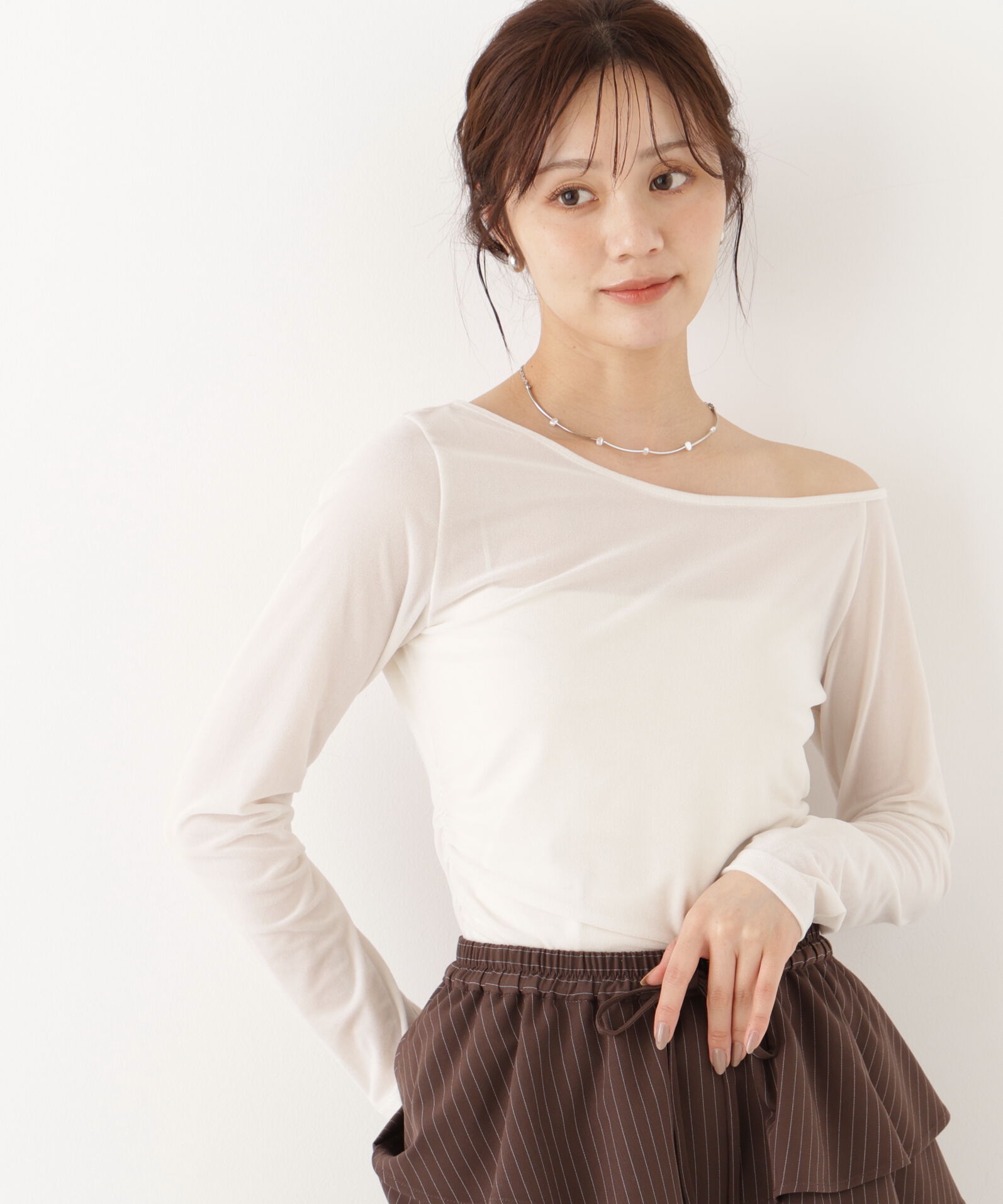  「＜a/mie＞リボンシアーベロアカットソー 26AW」|Tシャツ・カットソー|