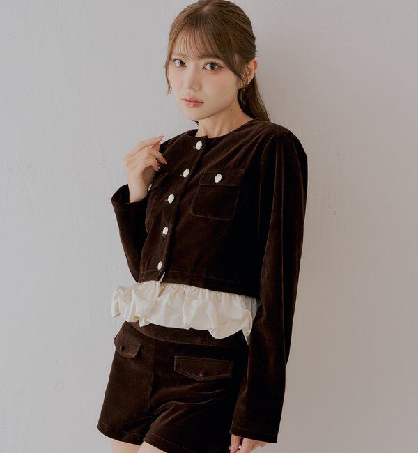  「【SALON by Chico】取り外し裾フリル金釦ショートジャケット」|その他|