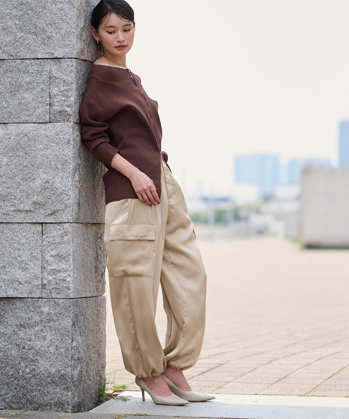 ur's「サテンパラシュートパンツ」|カーゴ|