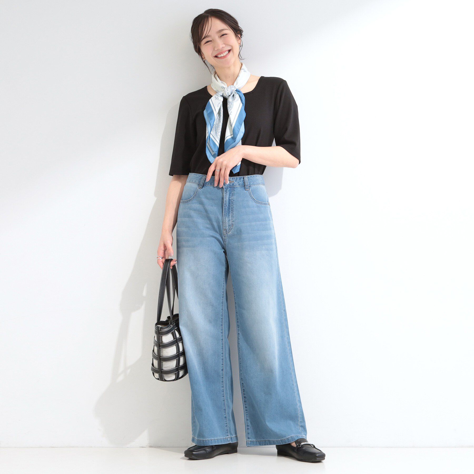 SHOO･LA･RUE「【洗濯機可】軽い着ごこちライトオンスデニムワイドパンツ」|その他|
