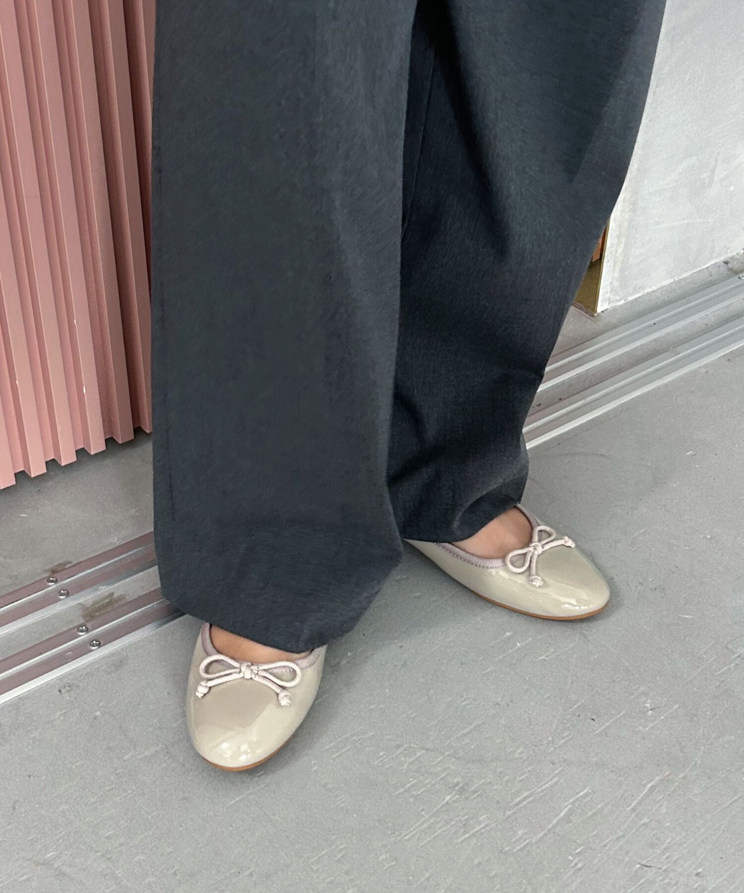 ORiental TRaffic「【 WEB限定 】 バレエシューズ /R-4006 パンプス フラット 厚手クッション エナメル ヒール1cm」|パンプス|