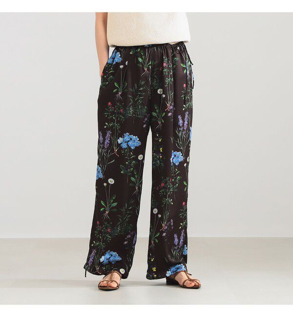 BEAMS SELECTION for WOMEN「TICCA / フラワー プリント パンツ」|チノ|