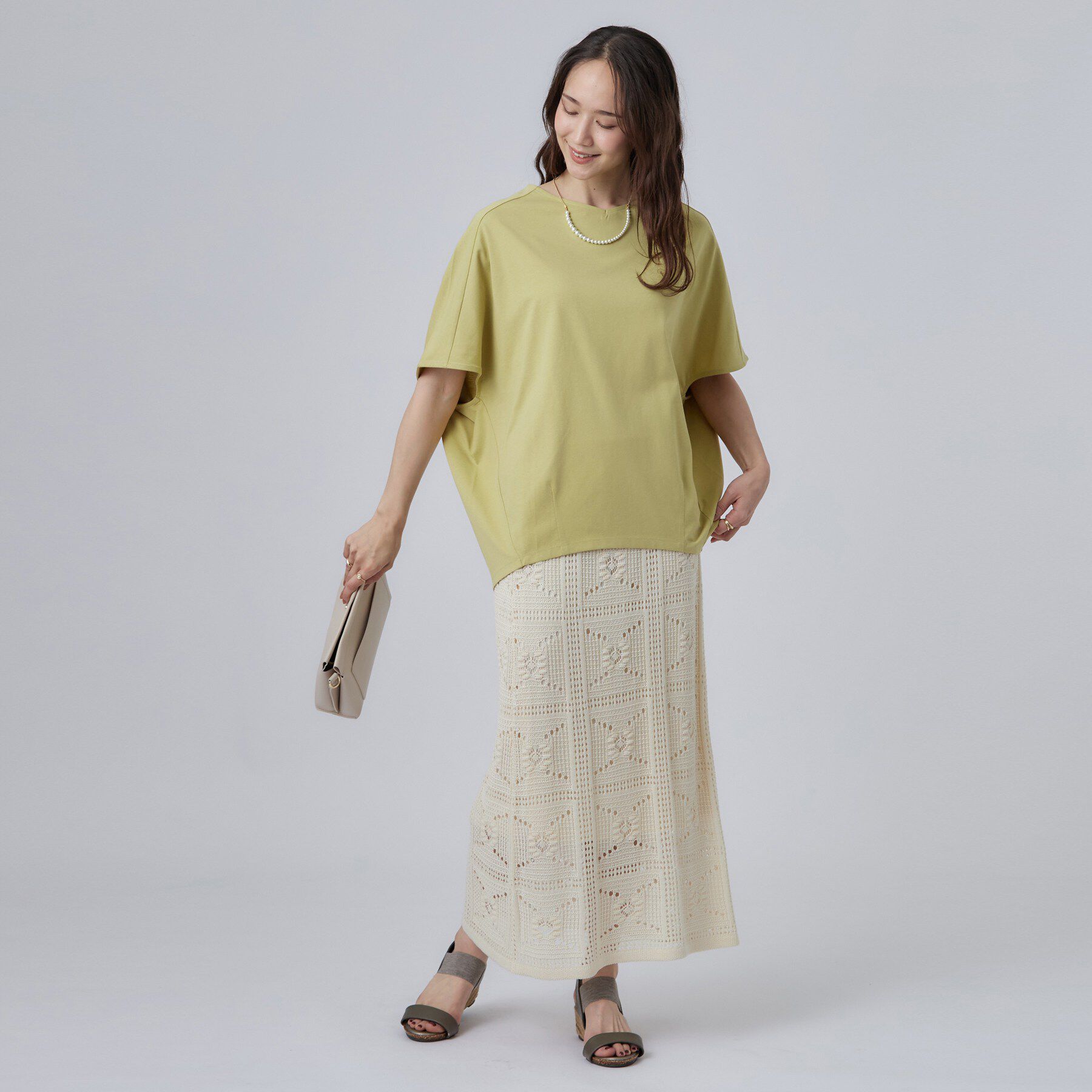 SHOO･LA･RUE「【洗濯機可/体型カバー】インせず着られる 上品見えのドルマントップス」|Tシャツ・カットソー|