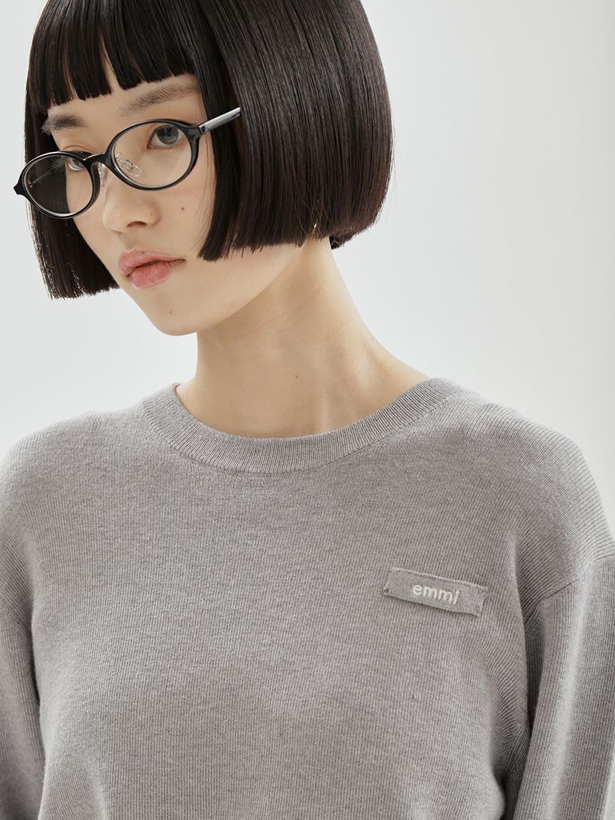 emmi atelier「【ONLINE限定カラーあり】emmiロゴクルーネックプルオーバー」|ニット・セーター|