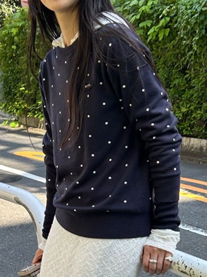 emmi atelier「【ONLINE限定カラーあり】emmiロゴクルーネックプルオーバー」|ニット・セーター|