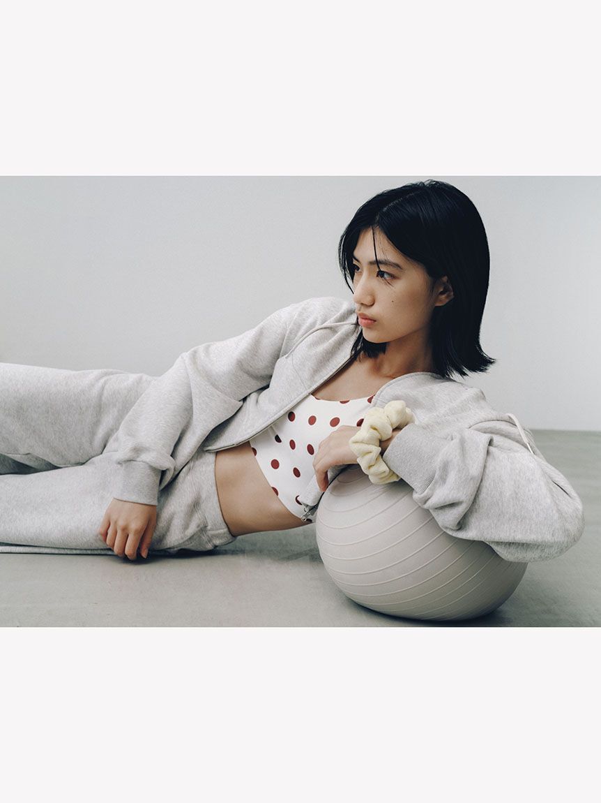 emmi atelier「【W&T】ジップアップフーディー/コンパクトサイズ【セットアップ対応】」|パーカー|