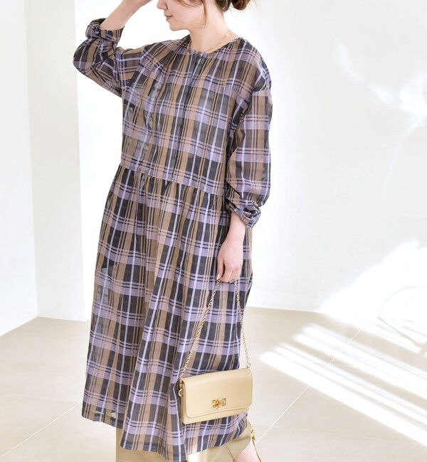 quaranciel「quaranciel:〈手洗い可能〉シアー チェック クルーネック ギャザー ワンピース」|ワンピース|