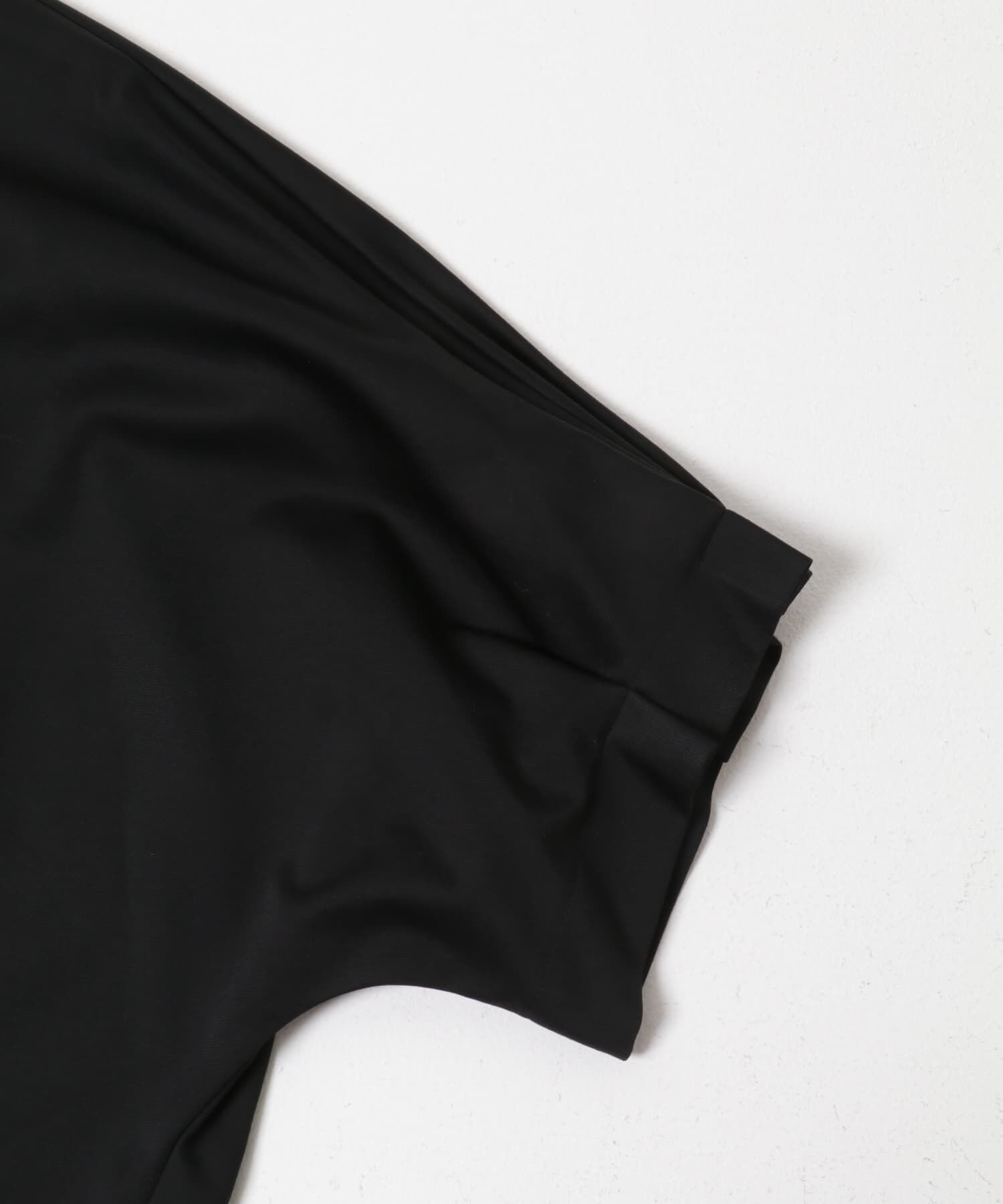 URBAN RESEARCH ROSSO「『ドラマ着用商品』UVカットクールタッチタックスリーブプルオーバー」|Tシャツ・カットソー|