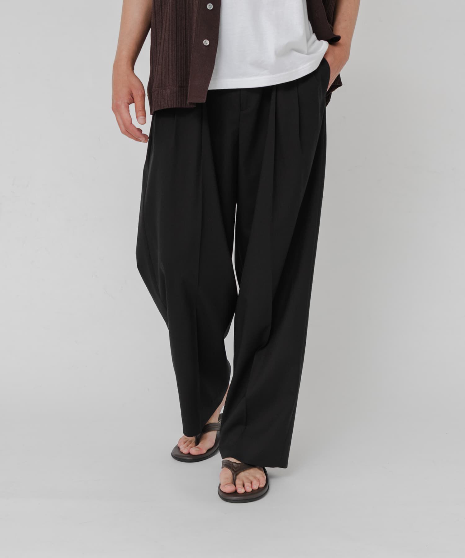 URBAN RESEARCH「『別注』YLEVE&times;URBAN RESEARCH　S120S WOOL 3TACK PANTS」|その他|