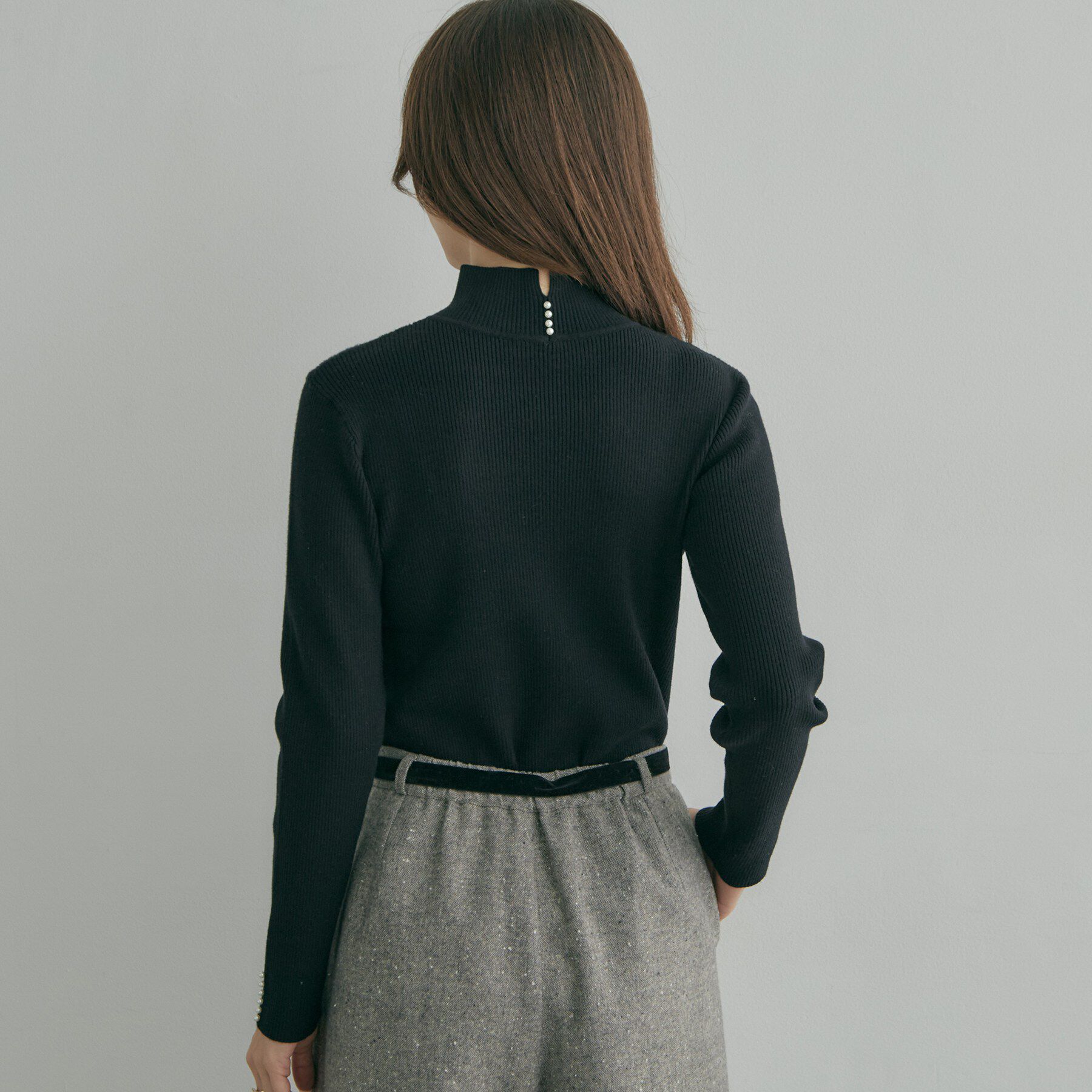 Couture broach「【大人フェミニンのBASIC】パール調リブニット【吸湿発熱・静電気防止・抗菌防臭・洗濯機可】」|ニット・セーター|