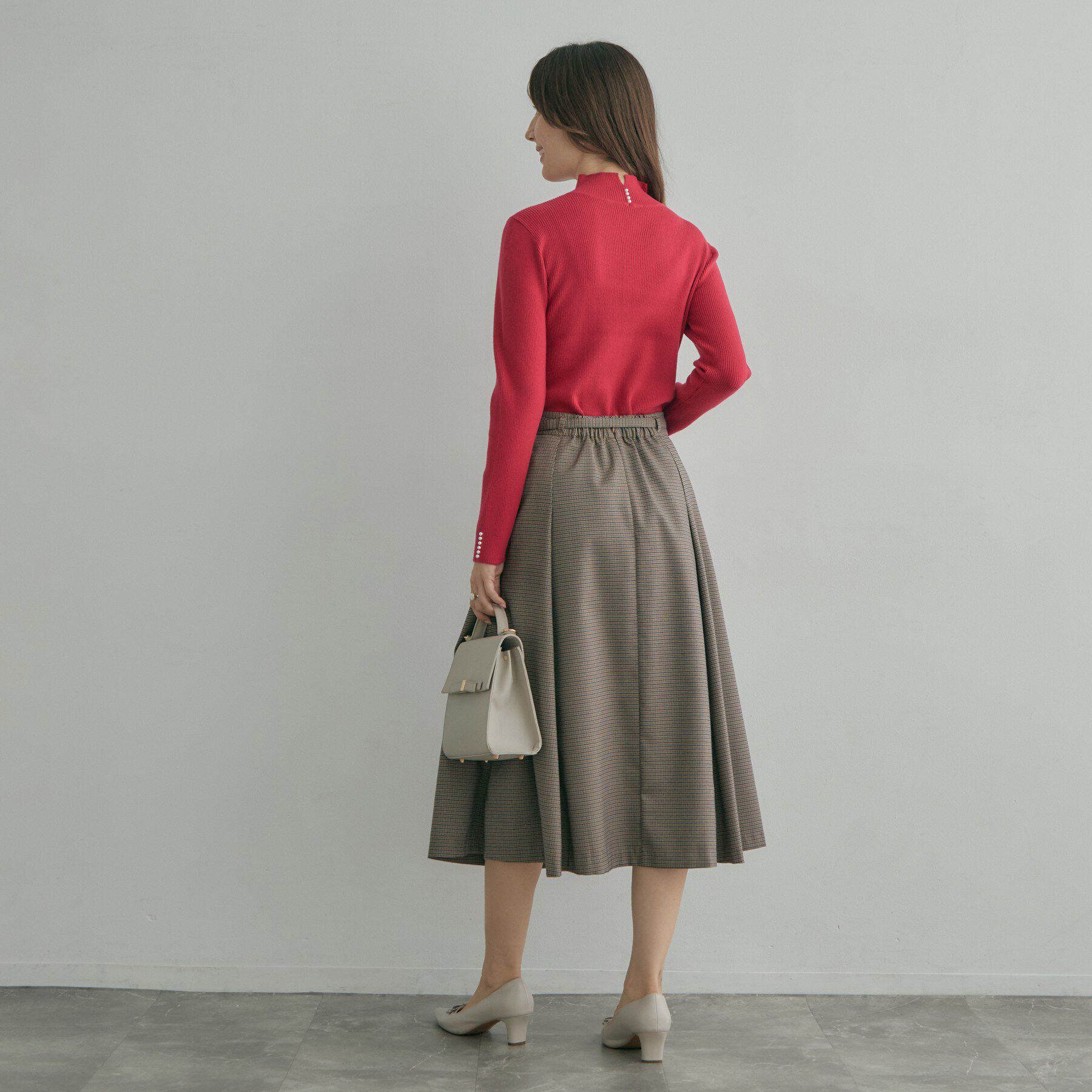 Couture broach「【大人フェミニンのBASIC】パール調リブニット【吸湿発熱・静電気防止・抗菌防臭・洗濯機可】」|ニット・セーター|
