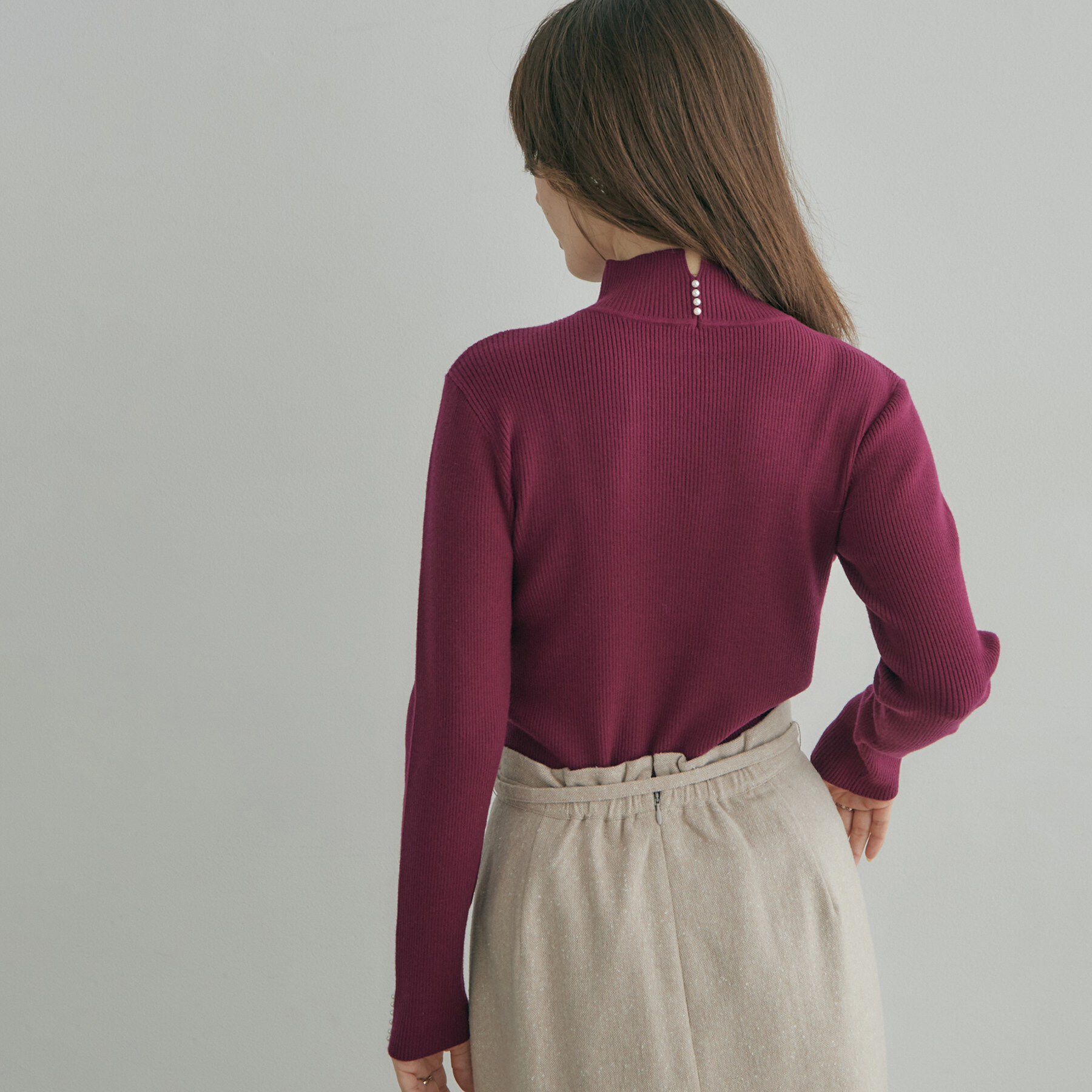 Couture broach「【大人フェミニンのBASIC】パール調リブニット【吸湿発熱・静電気防止・抗菌防臭・洗濯機可】」|ニット・セーター|