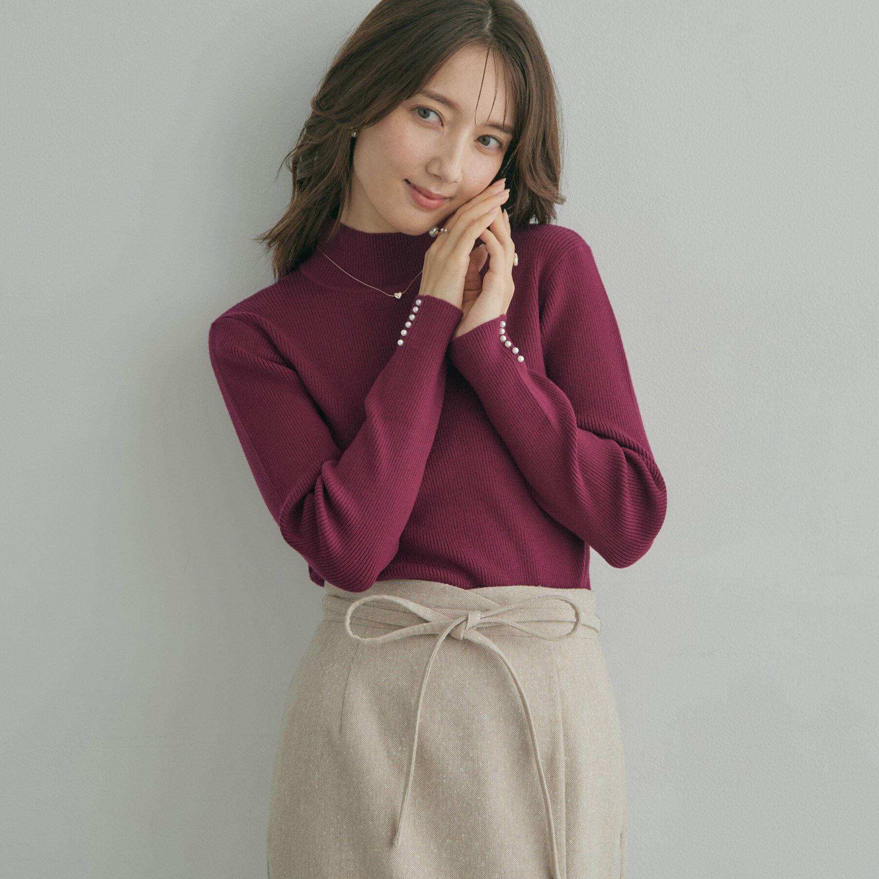 Couture broach「【大人フェミニンのBASIC】パール調リブニット【吸湿発熱・静電気防止・抗菌防臭・洗濯機可】」|ニット・セーター|ボルドー(064)