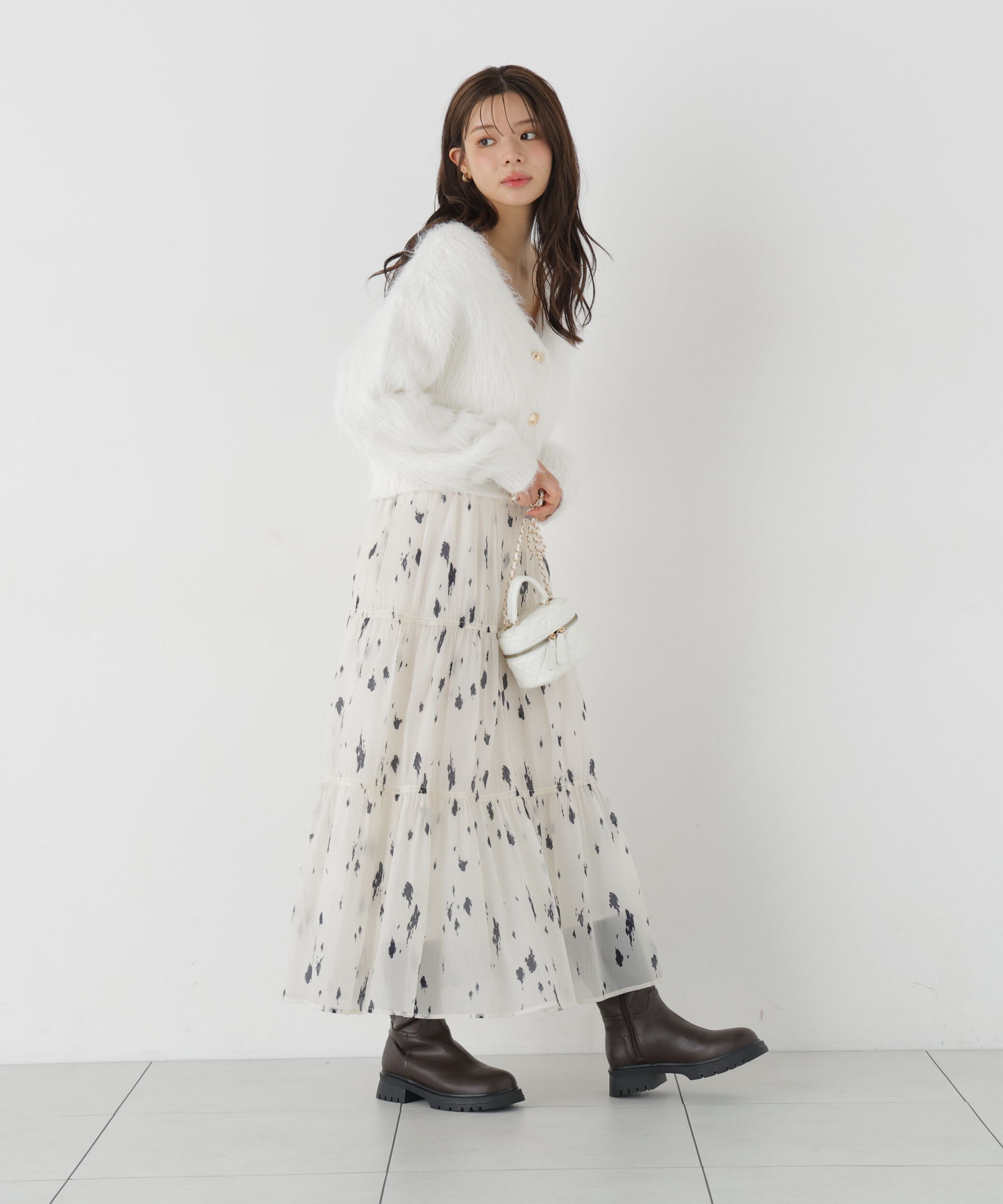 PROPORTION BODY DRESSING「楊柳加工ティアードスカート」|スカート|エクリュ1